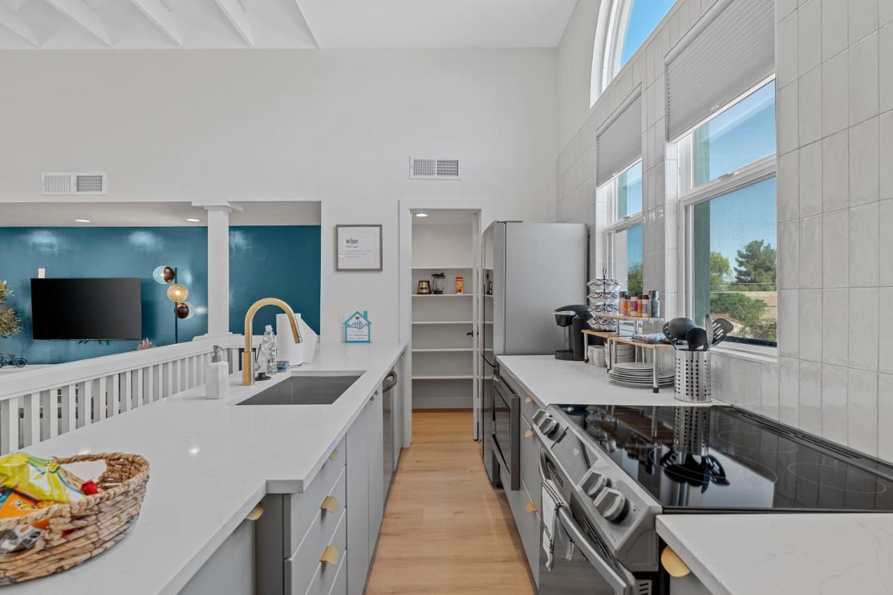 Peaceful Phoenix Getaway - Central Location, Family-Friendly & Pool Table! Esterno foto